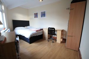 Photo 9- click for photo gallery